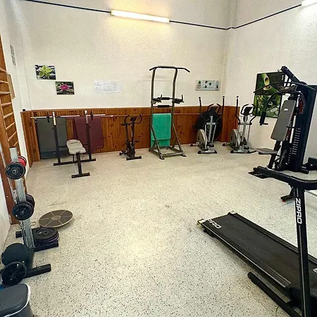 Apartment Pour 8 Personnes Avec Wi-fi, Vue - Fr-1-827-57 *